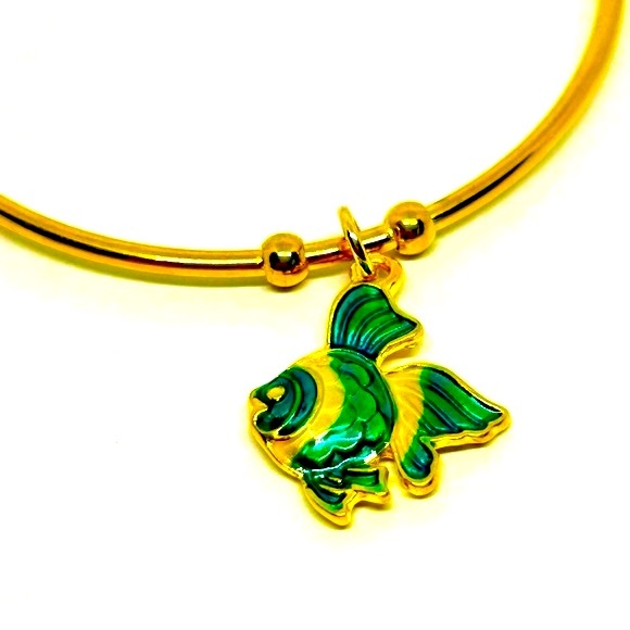 Handmade Ocean Life Bangle Charm Bracelet! - Picture 4 of 6
